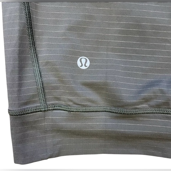 LULULEMON Long Sleeve Striped
Camouflage Run for Days Long Sleeve Shirt Medium - Picture 8 of 11